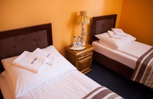 Mogilno Hotel | Noclegi-Restauracja Boss