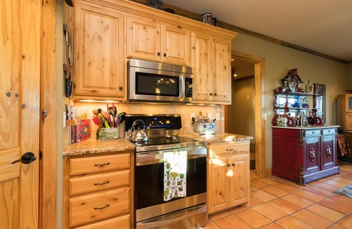 Canyon Cabin | NOCONA LODGE at Palo Duro Canyon. Serenity/Views/Wildlife.