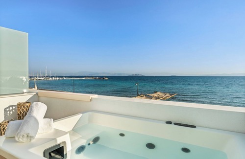 Milos Apartment | NOIMA Casa Unico