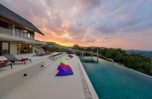Bophut Hills Villa | Nojoom Hills - Sea View 6 Bedroom Villa