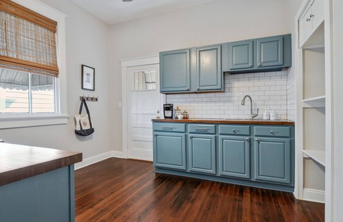 Mid-City House | NOLA Charm ⋆ Mid-City Shotgun ⋆ Close to Streetcar