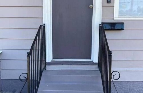 Whitney House | NOLA Getaway - Historic Old Algiers