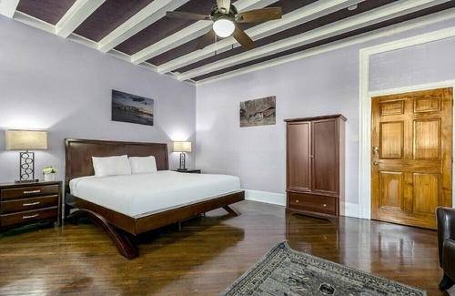 Mid-City Hotel | NOLA Retreat | Steps to Streetcar & Fun