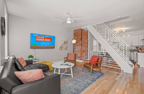 Fishtown House | NoLibs Spacious 3BR- Great Location Close 2 Action