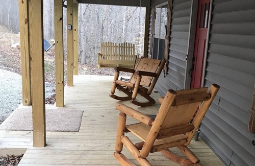 Bee Spring House | Nolin Lake Mammoth Cave Nat'l Park Escape