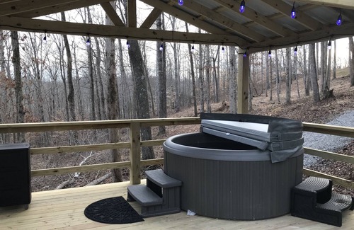 Bee Spring House | Nolin Lake Mammoth Cave Nat'l Park Escape