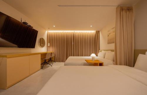Gumi Hotel | Nomad Aank Hotel Gumi