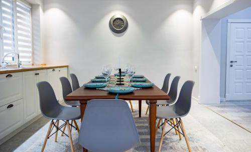 Kazakhstan Villa | Nomad Beach Aktau