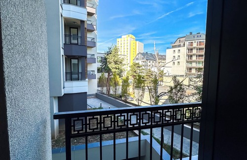 Studentski Grad Apartment | Nomad Friendly | Washer | Terrace | Parking