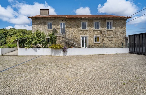 Santa Maria da Feira Villa | Nomad's Family - 4BDR Country House Macieira