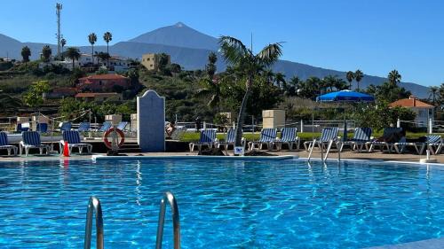 La Quinta Apartment | Nomad's Nest - Sea View Apartment with Pool - Ideal for Vacation & Remote Work