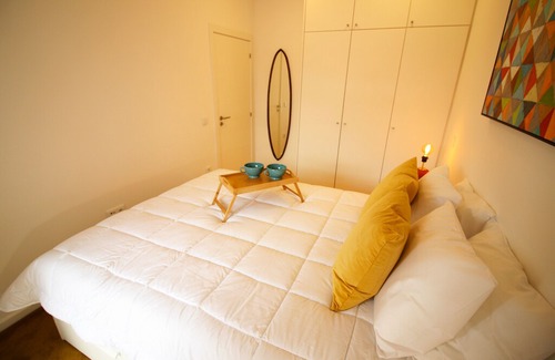 Bonfim Apartment | Nomad's Netto & Subway Sunny Balcony