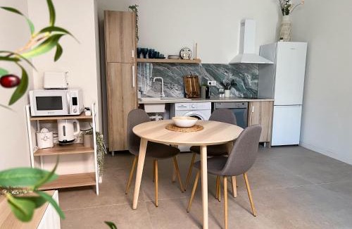 Aiora Apartment | Non Stress Templo