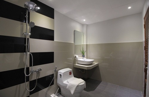 Nong Han Hotel | Nonghan Grand Hotel and Resort
