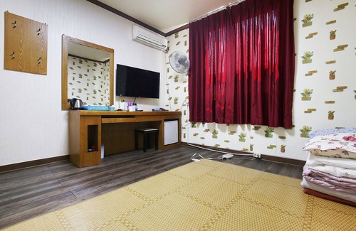 Nonsan Hotel | Nonsan Hwangje Motel