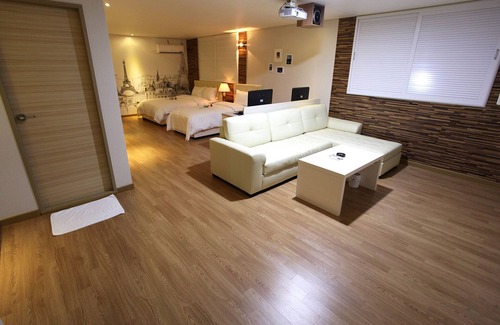 Nonsan Hotel | Nonsan Mountain Hotel