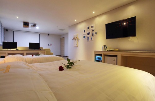 Nonsan Hotel | Nonsan Mountain Hotel