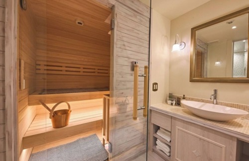 Kyukaruizawa Hotel | Nonsmoking 2bed suite with sauna 3 people Room only Age limit 10 years and over/Kitasakugun Nagano