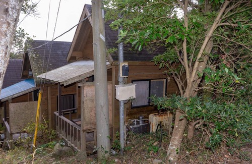 Ihama Cottage | Nonsmoking Courtside Tiny Log House for 2 peopl/Kamo-gun Shizuoka