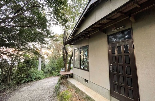 Hata-gun House | Nonsmoking Japanesestyle detached house with Goemon bath Building 5 Maximum of 4 people/Shimanto Kōchi