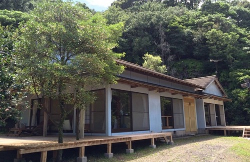 Hata-gun House | Nonsmoking Japanesestyle detached house standing next to virgin forest Building No 3 /Shimanto Kōchi