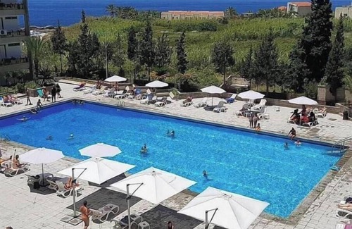 Tabarja Apartment | Nonstop electricity 1 bedroom beachfront apartment & Seaview Family Duplex