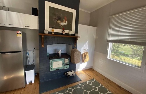 Scone Cottage | Noogee Cottage (overnight horse accommodation)