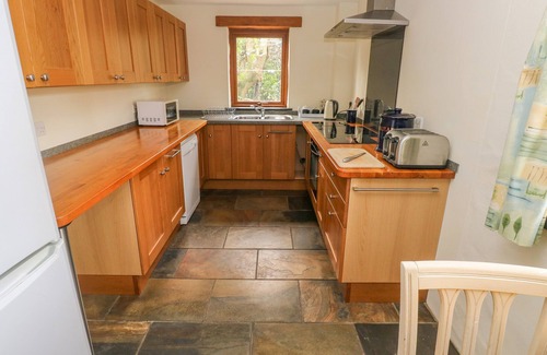 Narberth Cottage | NOOK, character holiday cottage, with a garden in Narberth