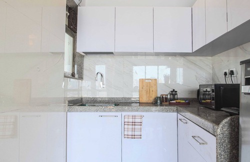 Santacruz Apartment | Nook&Co - Khar East 1001