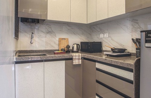 Santacruz Apartment | Nook&Co - Khar East 1401