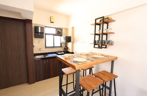 Airport Area Apartment | Nook&Co - Vile Parle 4