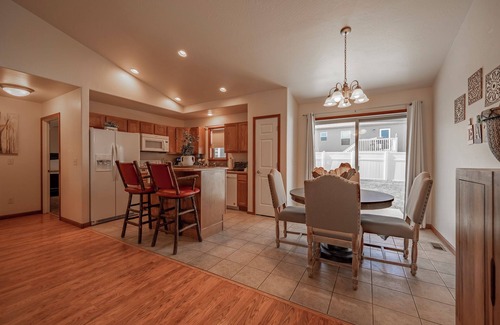 Livingston House | Nook on Nebula: Your Home Away From Home