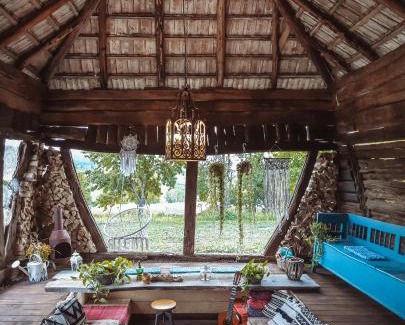 Suncuius House | Nooks by AdyBeca - Balnaca Traditional Nook