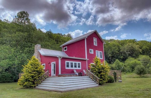 Cherry Log Cabin | Noontootla Cottage by Escape to Blue Ridge