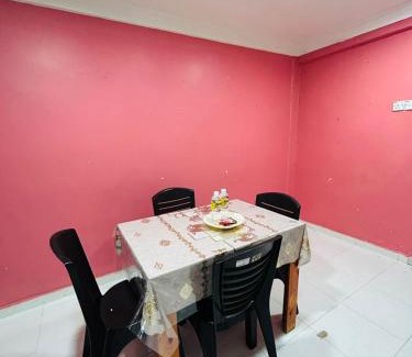 Kampung Bintong House | NOOR Homestay Bunga Seroja