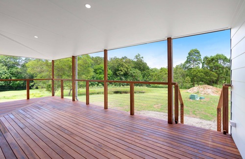Tinbeerwah Cottage | Noosa Hinterland Cottage