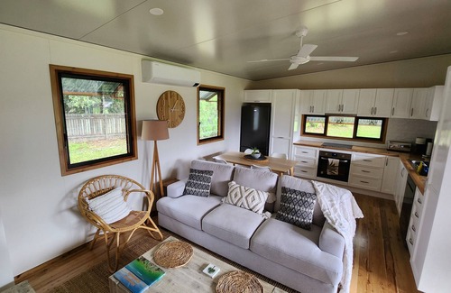 Pomona Cottage | Noosa Hinterland Cottage - Illusion of seclusion in Pomona