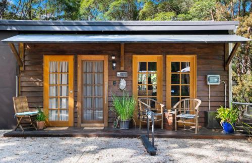 Tinbeerwah Apartment | Noosa Hinterland Retreat
