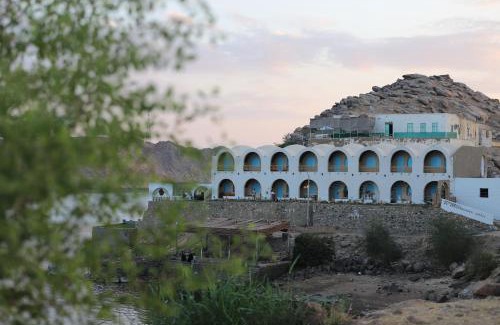 Al Karnak Hotel | Noprea Boutique Hotel