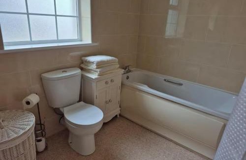 Mullagh House | Nora's Cottage Mullagh Kells - Sleeps 5