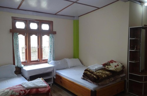 Bomdila House | Norbu homestay