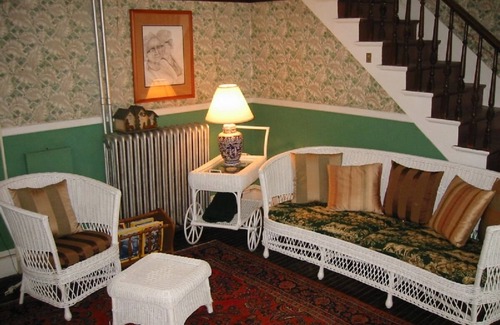 Millinocket Cottage | Norcross Cottage, quiet lakeside cottage in Maine moose country