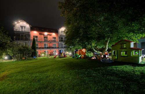 Ustronie Morskie House | Nord-West i restauracja Tawerna Kubryk