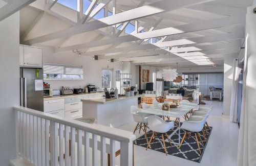 Betty's Bay House | Nordic Family Beach House