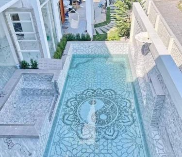 Nonthaburi Villa | Nordic Villa 5BR Pool, Jacuzzi, Rooftop and More