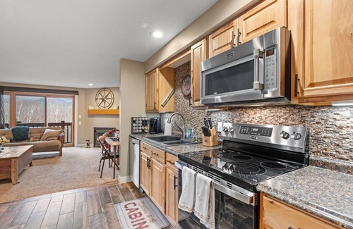 Jackson House | Nordic Village Condo Sleeps 4!