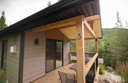 Stoneham-et-Tewkesbury Ski Chalet | Nordique spa Stoneham