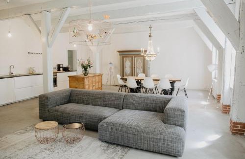 Tetenbull Apartment | NordseeEstate - Loft unter Reet mit Sauna