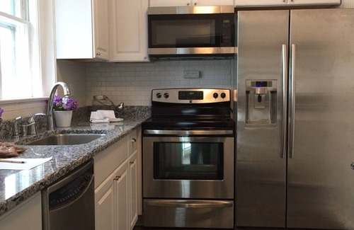 East Ocean View Cottage | Norfolk Beach Cottage Rental