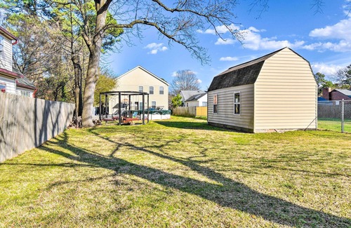 Bayview Cottage | Norfolk Beach House Rental w/Private Pool!